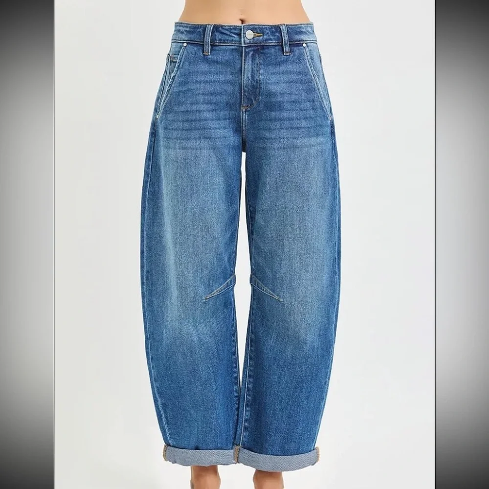 RISEN Slouchy Cropped Barrel Jeans With Cuffed Hem - Picture 2 of 6